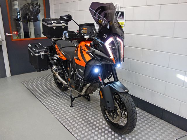 ktm - 1290-super-adventure-s