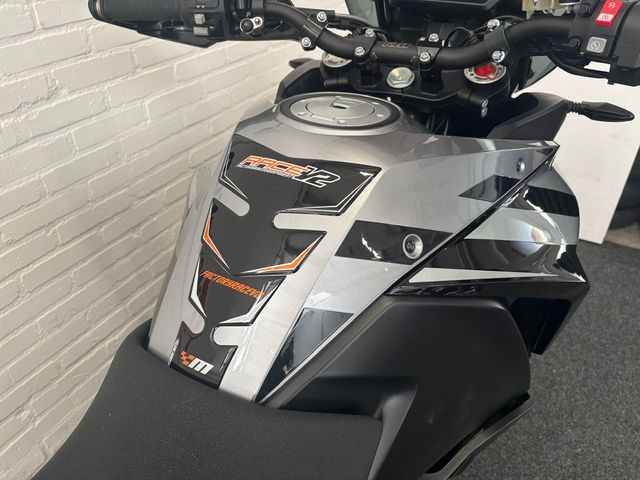 ktm - 1290-super-adventure-s