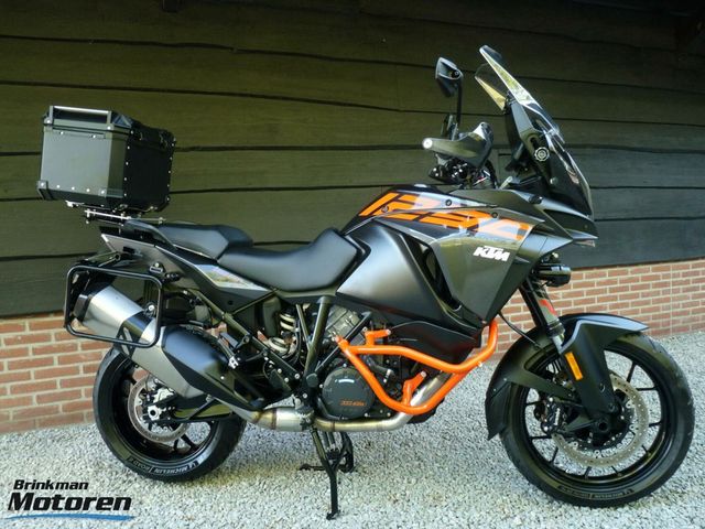 ktm - 1290-super-adventure-s
