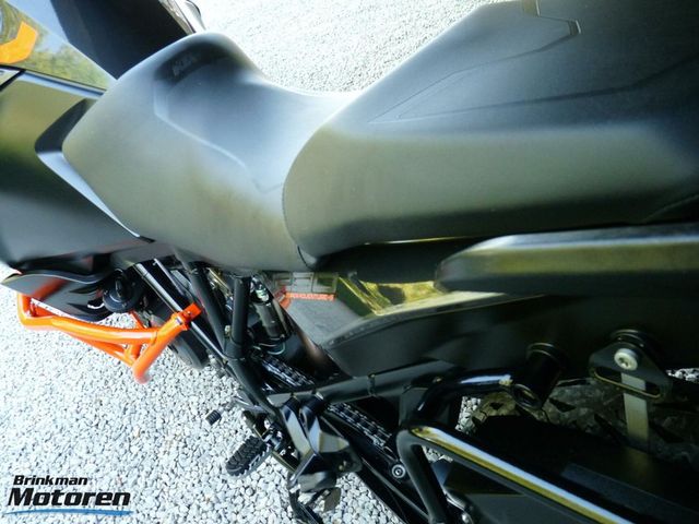ktm - 1290-super-adventure-s