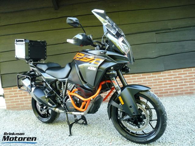 ktm - 1290-super-adventure-s