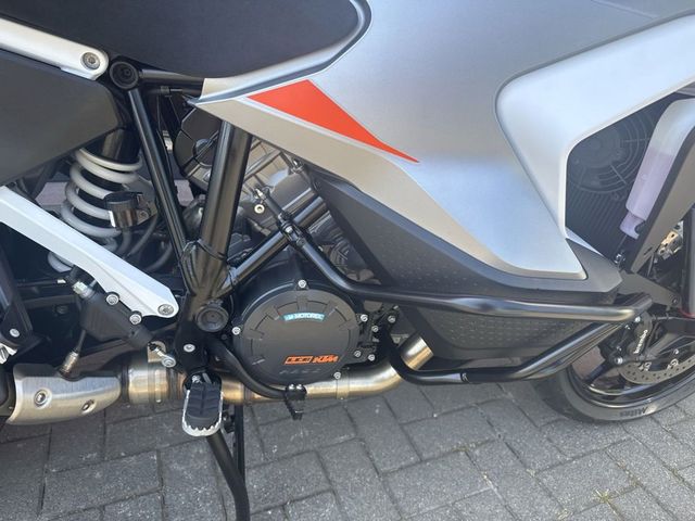 ktm - 1290-super-adventure-s