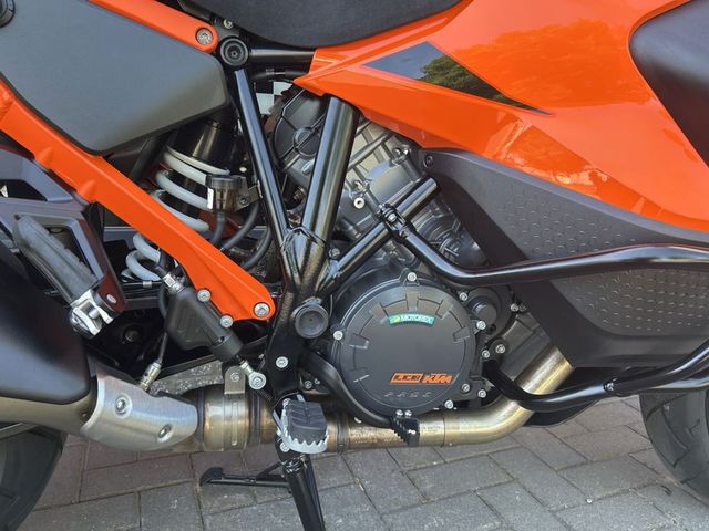 ktm - 1290-super-adventure-s