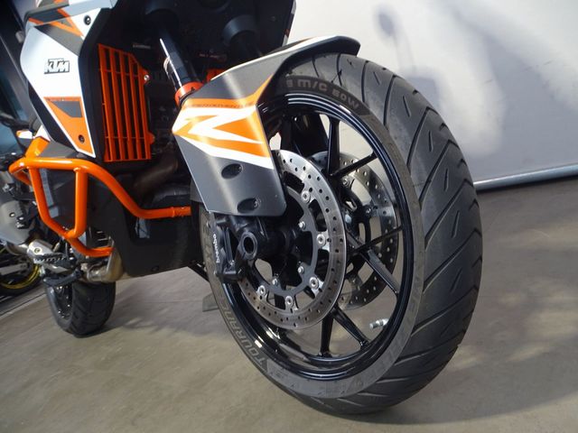ktm - 1290-super-adventure-s