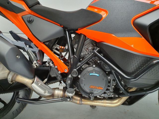 ktm - 1290-super-adventure-s