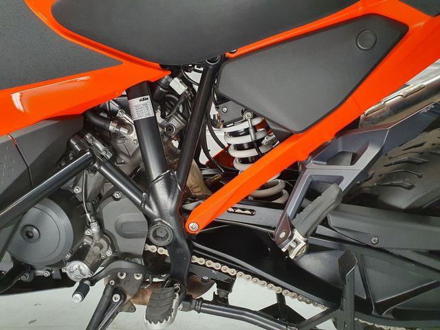 ktm - 1290-super-adventure-s