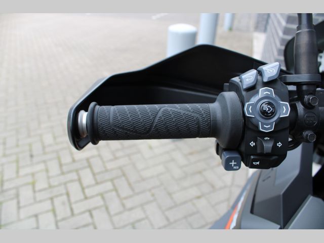 ktm - 1290-super-adventure-s