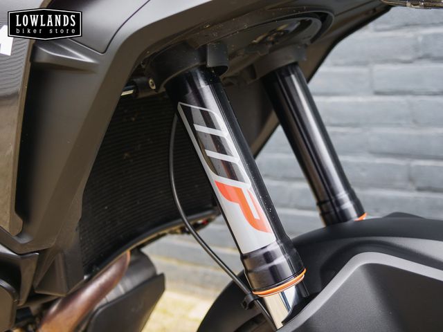 ktm - 1290-super-adventure-s