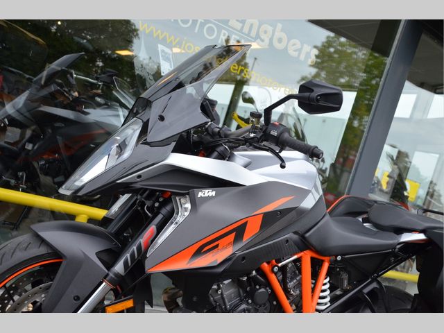 ktm - 1290-super-duke-gt