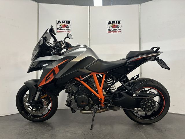 ktm - 1290-super-duke-gt