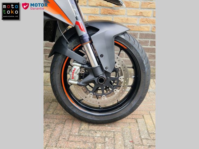 ktm - 1290-super-duke-gt