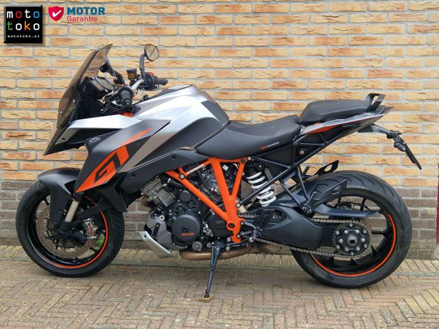 ktm - 1290-super-duke-gt