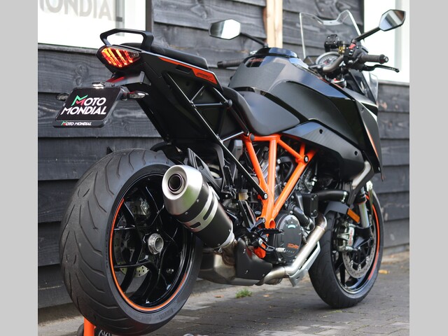 ktm - 1290-super-duke-gt