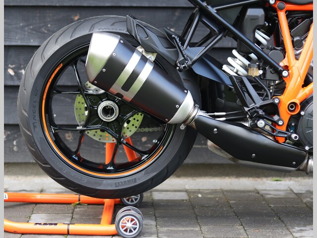 ktm - 1290-super-duke-gt