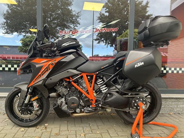 ktm - 1290-super-duke-gt