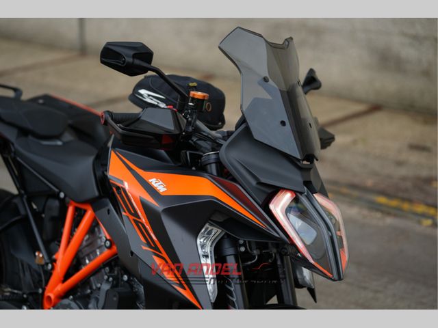 ktm - 1290-super-duke-gt