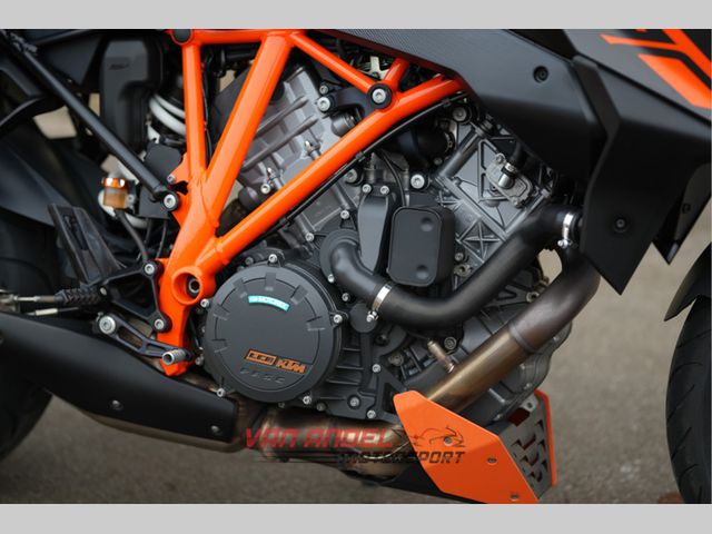 ktm - 1290-super-duke-gt