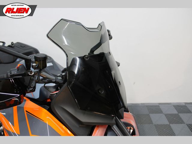 ktm - 1290-super-duke-gt