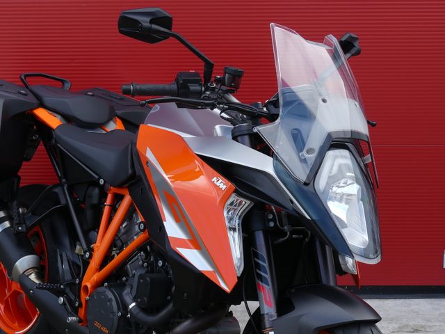 ktm - 1290-super-duke-gt