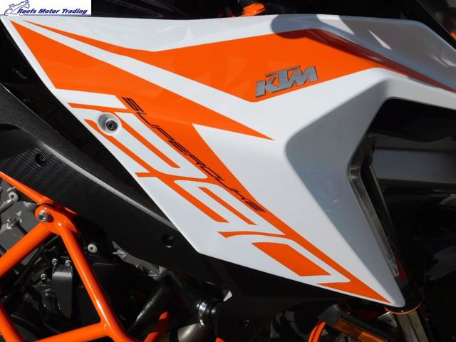 ktm - 1290-super-duke-gt