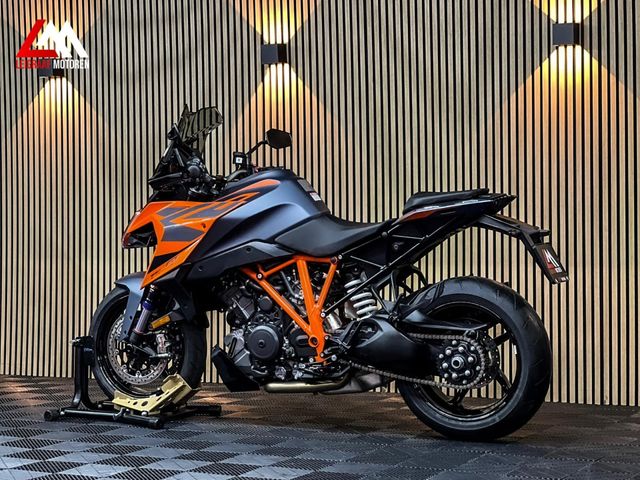 ktm - 1290-super-duke-gt