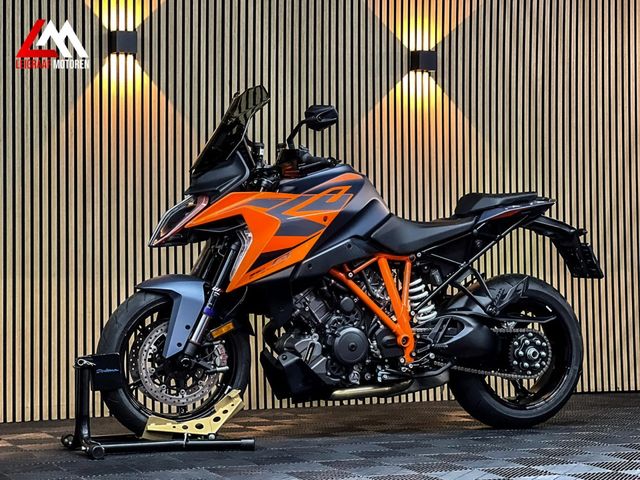 ktm - 1290-super-duke-gt