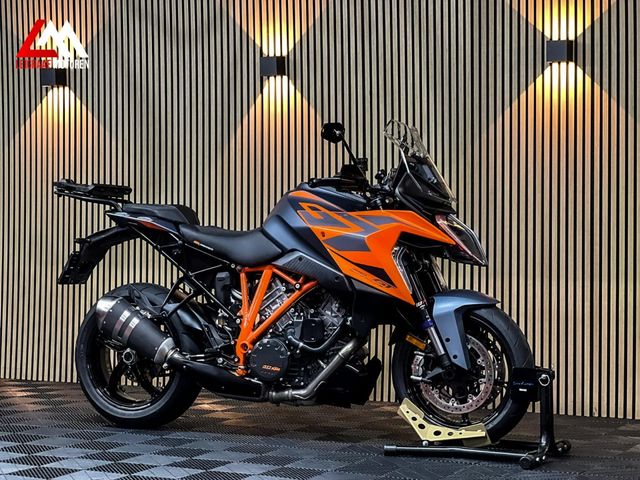 ktm - 1290-super-duke-gt