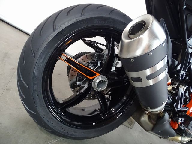 ktm - 1290-super-duke-gt