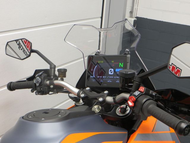 ktm - 1290-super-duke-gt