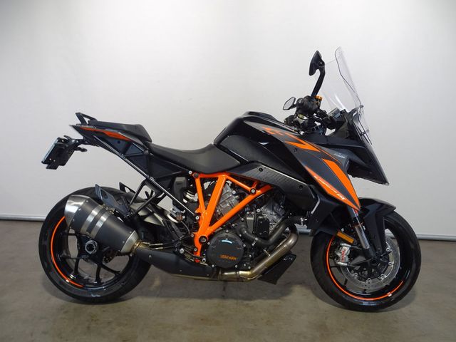 ktm - 1290-super-duke-gt