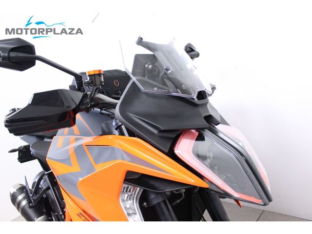 ktm - 1290-super-duke-gt