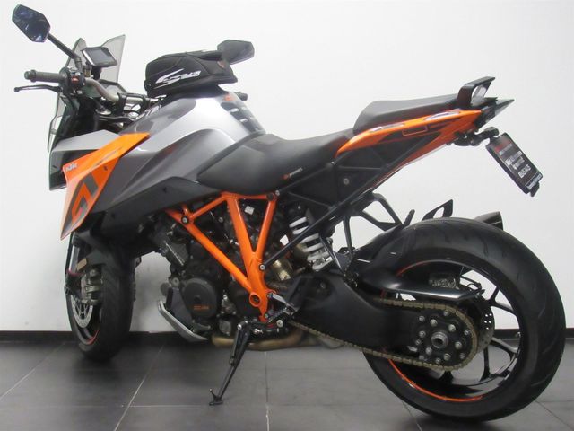 ktm - 1290-super-duke-gt