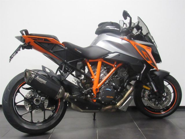 ktm - 1290-super-duke-gt