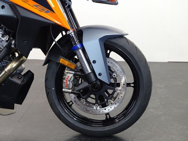 ktm - 1290-super-duke-gt