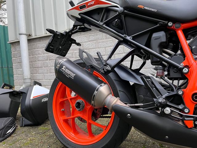 ktm - 1290-super-duke-gt