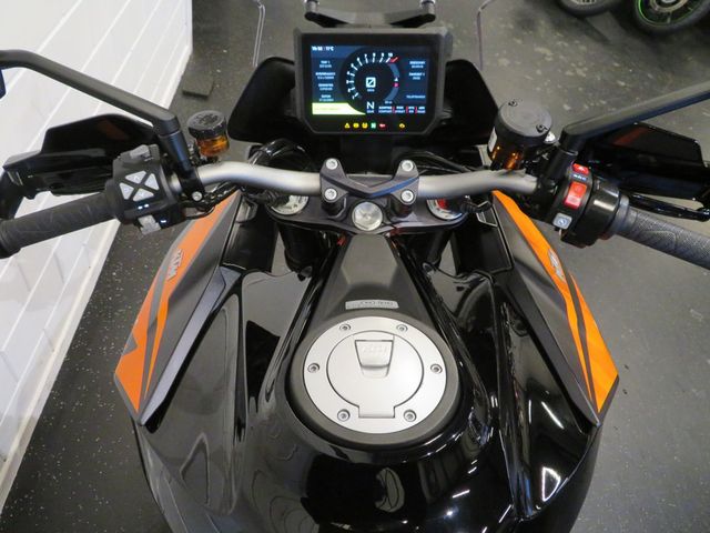 ktm - 1290-super-duke-gt