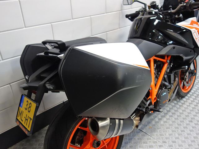 ktm - 1290-super-duke-gt