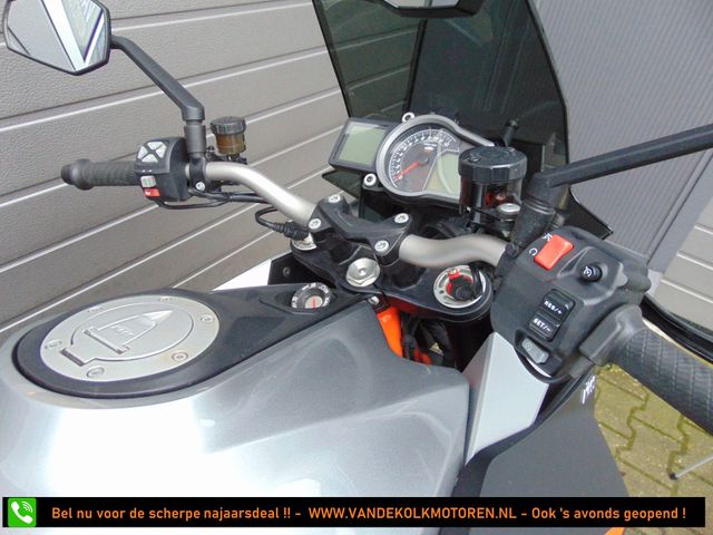 ktm - 1290-super-duke-gt