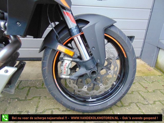 ktm - 1290-super-duke-gt