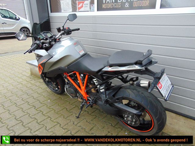 ktm - 1290-super-duke-gt