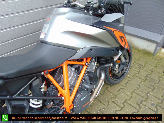 ktm - 1290-super-duke-gt