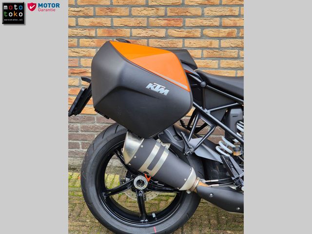 ktm - 1290-super-duke-gt