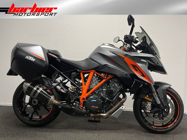 ktm - 1290-super-duke-gt