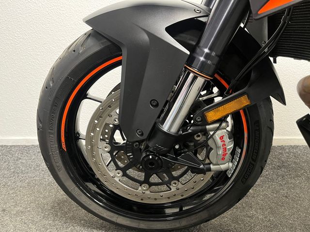 ktm - 1290-super-duke-gt