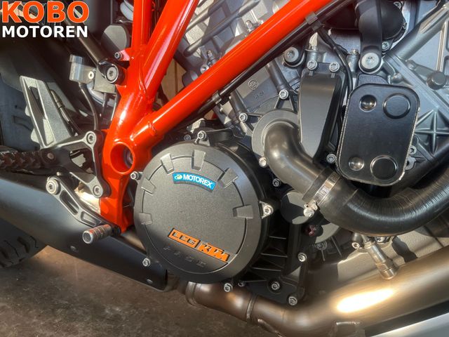 ktm - 1290-super-duke-gt