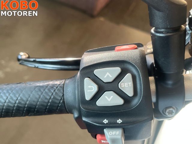 ktm - 1290-super-duke-gt