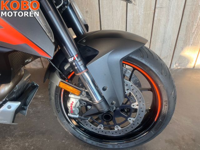 ktm - 1290-super-duke-gt