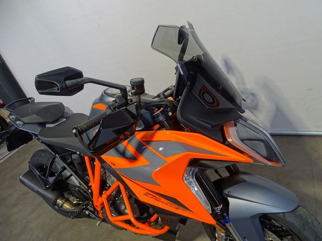 ktm - 1290-super-duke-gt
