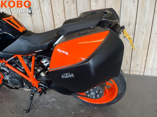 ktm - 1290-super-duke-gt