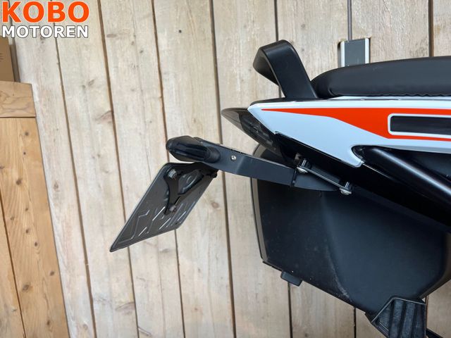 ktm - 1290-super-duke-gt